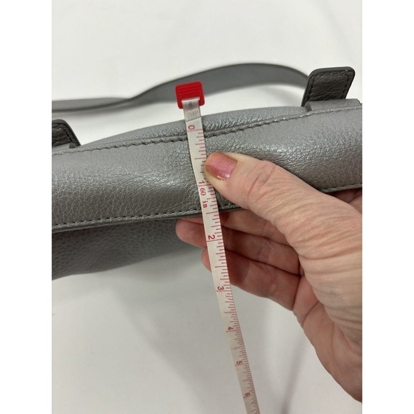 Cole Haan Crossbody Bag Silver Leather Buckles Outside Pocket Zipper Closure - Picture 10 of 11